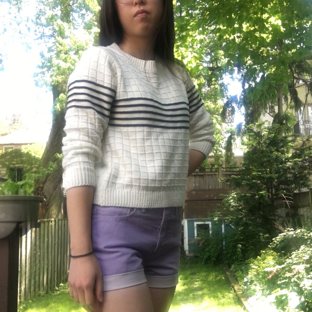 Grid Textured Sweater - Picture 3 of 5